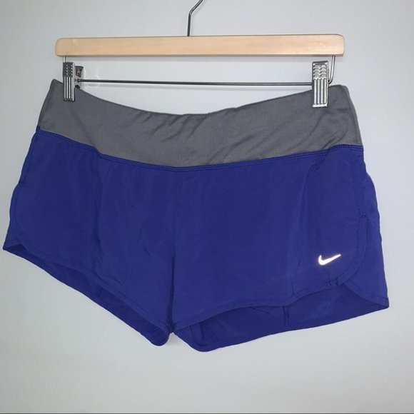 Nike Running Shorts Women’s Size Medium Purple Grey Lined Workout Swoosh Logo - Picture 4 of 7
